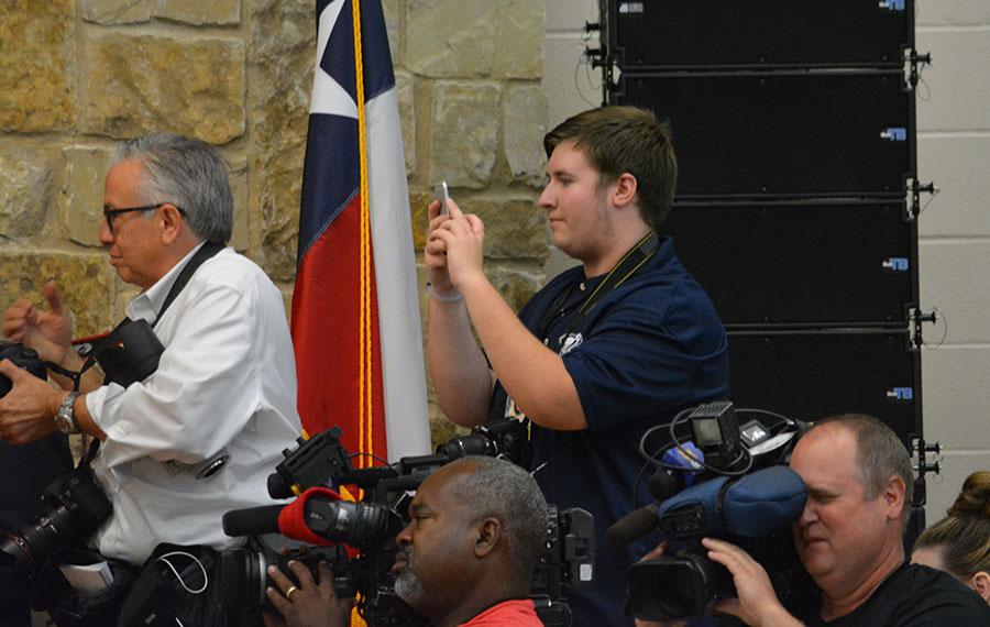 Presidential experience \\ Filming former President George W. Bush speak at the dedication ceremony, Editor in Chief Michael Turner gets a once in a lifetime opportunity to cover a president of the United States. He tweeted, filmed, photographed and wrote about the day.