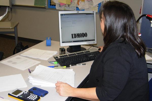 Algebra II Teacher uses Edmodo to help students