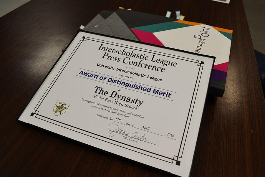 Yearbook+receives+highest+ranking%3A+Distinguished+Merit