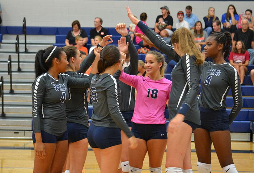 Play off bound? \\ The varsity volleyball team gets a second shot at play offs. They must defeat Mesquite Poteet Oct. 18.