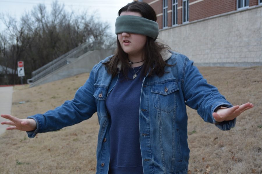 Seeing through Malorie’s eyes // Curious of how it really is like to venture out blind, I decided to put myself in Sandra Bullock’s shoes and take a lap outside campus, with friends to help, of course, blindfolded. 