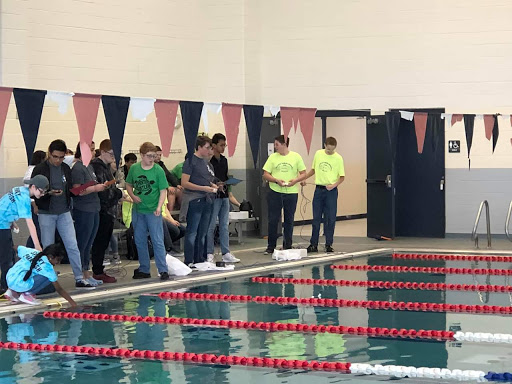 Water you doing? \\ FTC Robotics team travelled to Houston March 22 to compete in their first-ever underwater competition, Seaperch. The team placed 21st place out of 55 teams.